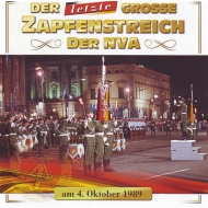 Der Große Zapfenstreich der nationalen Volksarmee...