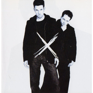 !distain - 25 Frames A Second